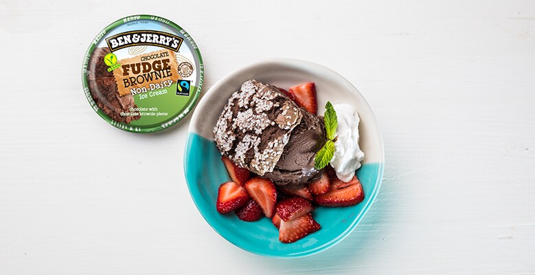 Vegan shortcake in a bowl